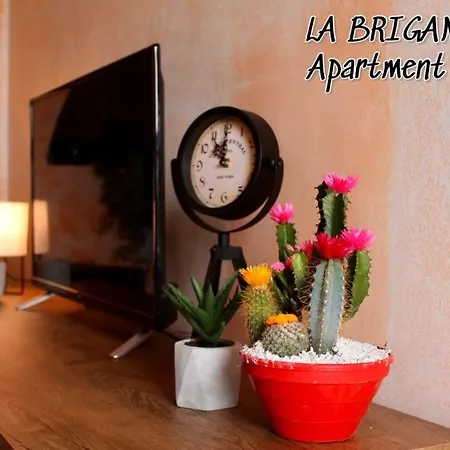 La Brigantessa * Sante Marie